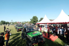 100 Offroader Diminta...