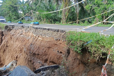Jalan Lintas Asahan-Tabosa...