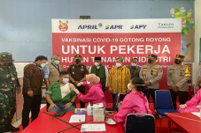 Ribuan Karyawan Perusahaan...
