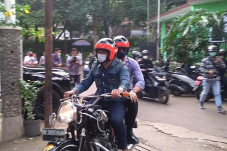 Mesra, Ridwan Kamil...