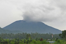 Dini Hari Merapi Kembali...
