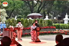 Menhan Resmikan Patung...