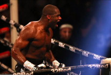 Mike Tyson Baru KO Musuhnya...