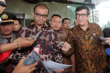 Andi Widjajanto Ragu...