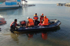 Perahu Berpenumpang...