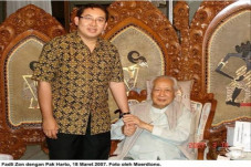 Kenang Soeharto, Akun...
