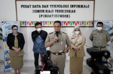 200 Ribu Calon Siswa...