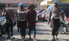 Sok Jagoan, Pria Gondrong...