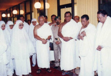 Ketika Pak Harto Naik...