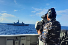 Kapal Perang KRI Diponegoro-365...