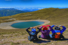 Danau Indah di Gunung...
