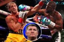 Ricky Hatton Kecam Mayweather...