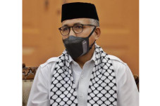 Gubernur Instruksikan...