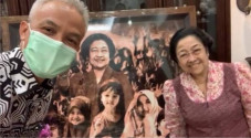 Megawati Dianugerahi...