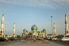Berbagai Masjid Unik...