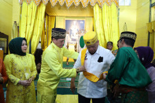 Ketua DPD RI Dapat Gelar...