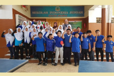 14 Sekolah Indonesia...