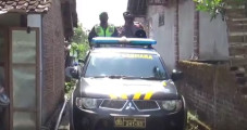 66 Warga Sekampung di...