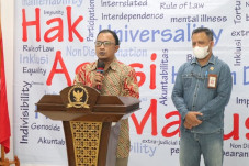 Kamis, Komnas HAM Kembali...