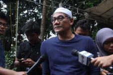 Dikasih Al-Quran saat...