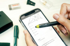 Dilengkapi Stylus, Paket...