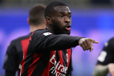 Fikayo Tomori Resmi...
