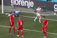 Hazard Bersaudara Antar...