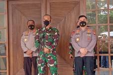 Corona Menggila di Jakarta,...