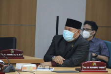 Covid-19 Melonjak Lagi,...