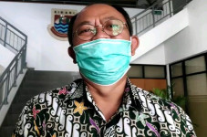 Kasus COVID-19 Naik,...