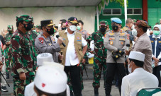 Panglima TNI dan Kapolri...