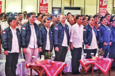 Tolak Upaya Dorong Presiden...