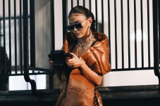 Agnez Mo Bangun Klinik...