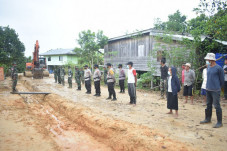 Di Sela-sela Kegiatan...