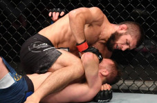 Khabib Nggak Tega Patahkan...