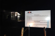 KPK Stop Pembangunan...