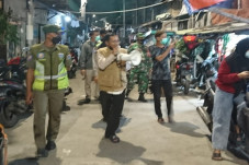 Satgas COVID-19 Kelurahan...