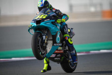 Kata Bradl, Valentino...