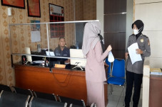 Lecehkan Pegawai Honorer...