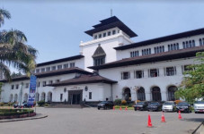 APBD Jabar Tersedot...