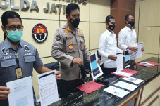 Pria Asal Bangkalan...