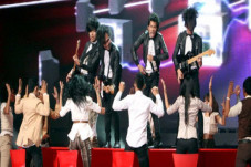 KPK Panggil Gitaris...