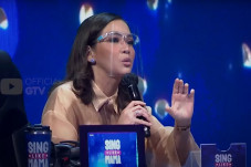 Memiliki Suara Bagus,...