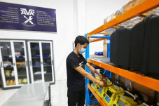 Perkuat Bisnis, AVK...