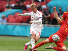 Babak I: Denmark Unggul...