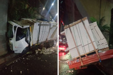 Truk Pengangkut Hebel...