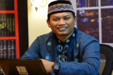 Sholat Berjamaah di...