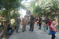 Warga Desa Jambe, Tigaraksa...