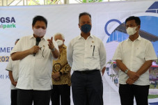 Dua Kawasan Ekonomi...