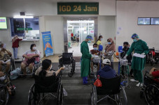 Jokowi Tuding Libur...